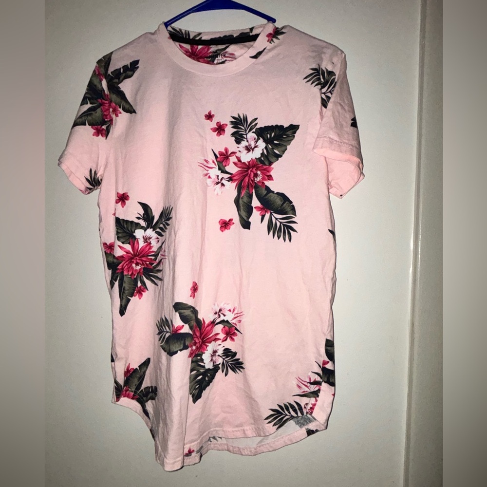 Hollister Curved Hem Pink Floral Shirt